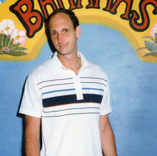 Mark Howell Photo 26