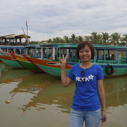 Truc Tran Photo 32