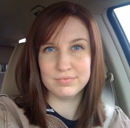 Lindsey Moore Photo 27