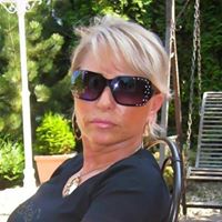 Teri Benson Photo 11