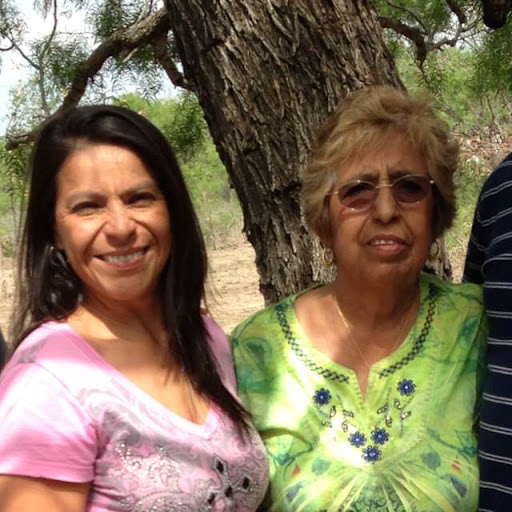 Debbie Gonzales Photo 6