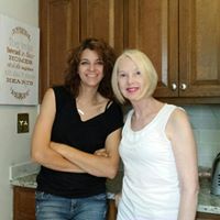 Julie Greenlee Photo 23