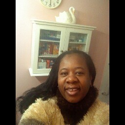 Angela Lawrence Photo 26