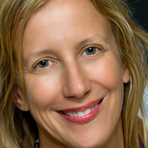 Carolyn Stevens Photo 17