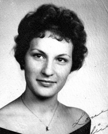 Alice Moore Photo 31