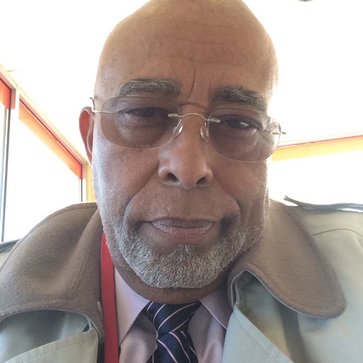 Ernest Jones Photo 45