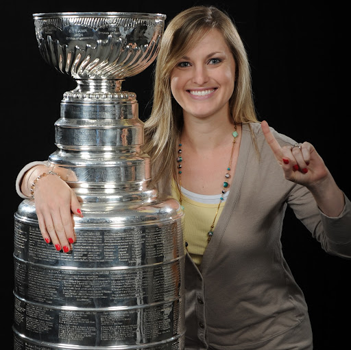 Laura Brady Photo 23