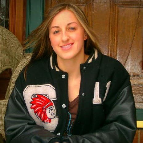 Erin White Photo 28