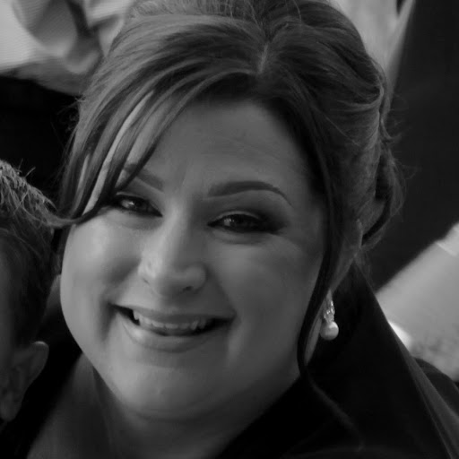 Michelle Bishop Photo 31