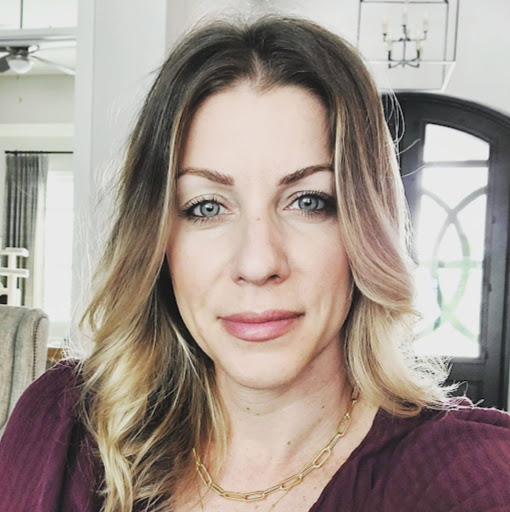 Lisa Burnham Photo 38