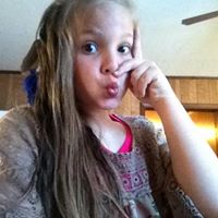 Alexis Meadows Photo 12