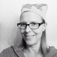 Julie Riebe Photo 6