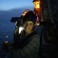 Cristina Valentin Photo 26