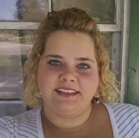 Kellie Sanford Photo 21