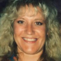 Joy Stephenson Photo 5