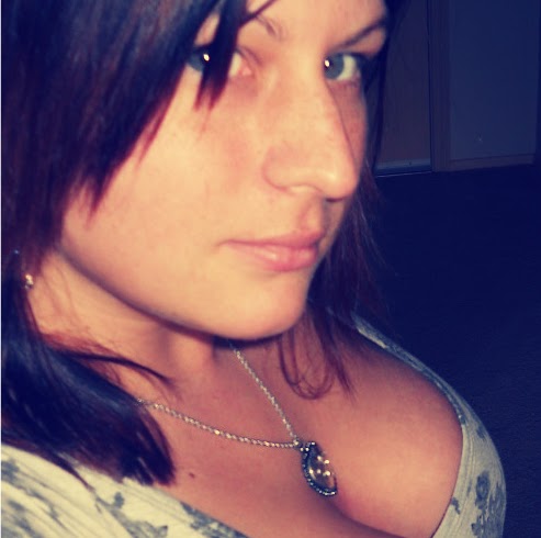 Melissa Ferguson Photo 7