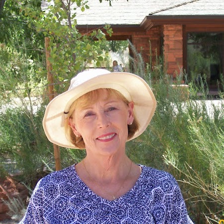 Paula Lockhart Photo 9