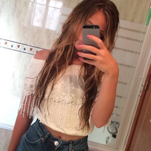 Daisy Watson Photo 2