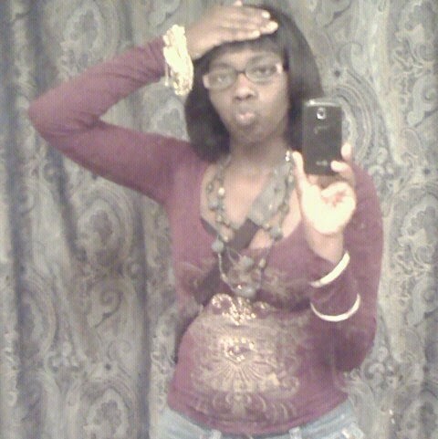 Tiffany Robinson Photo 6