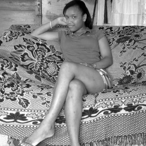 Kimberly Neal Photo 27