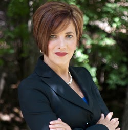 Laurie Marks Photo 4