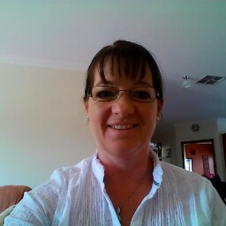 Elizabeth Waters Photo 27