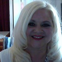 Linda Pierce Photo 17