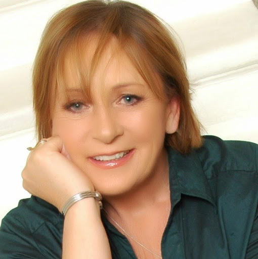 Elizabeth Clemons Photo 20