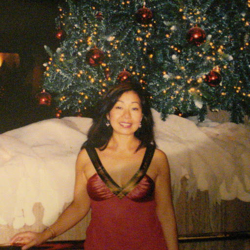 Tina Dinh Photo 33