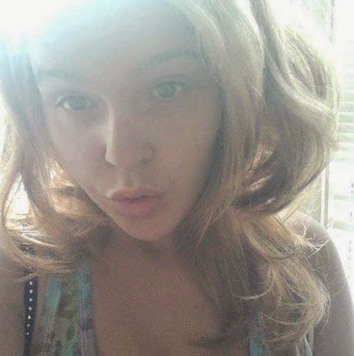Samantha Perez Photo 38