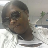 Shameka Robinson Photo 11