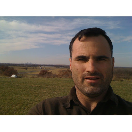 Christopher Ellison Photo 9