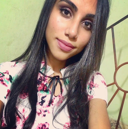 Jessica Vieira Photo 19