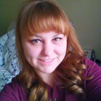 Sarah Schroeder Photo 7