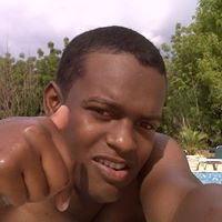 Robin Vasquez Photo 8