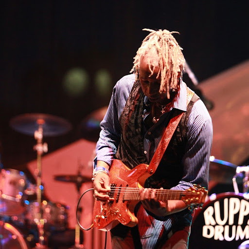 Eddie Turner Photo 20