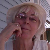 Robin Stamm Photo 15