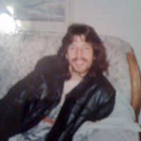 Bruce Mccullough Photo 30