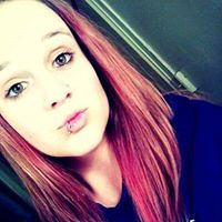 Lindsey Young Photo 17