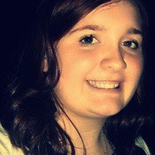 Grace Holmes Photo 33