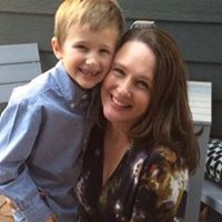 Jennifer Donahue Photo 26