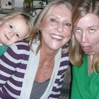Linda Blakely Photo 20