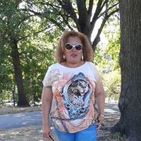 Gloria Carmona Photo 9
