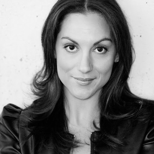 Sarah Gilson Photo 11