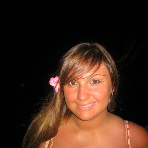Christina Benavides Photo 28