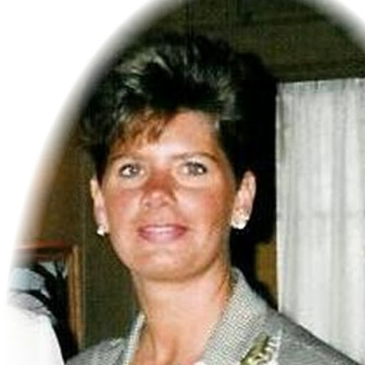 Kim Stocker Photo 27