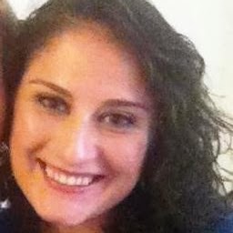 Laura Siegel Photo 10