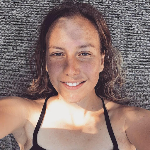 Jennifer Olson Photo 39
