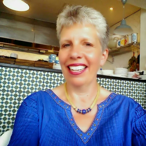Elizabeth Herrington Photo 13