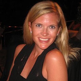 Kari Hall Photo 12